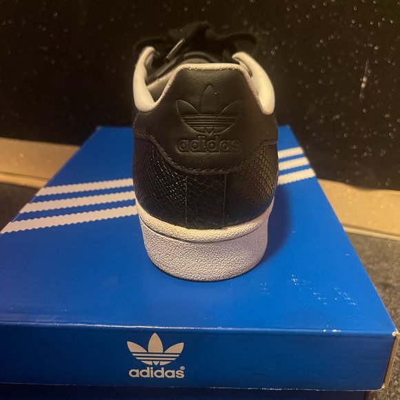 black/white superstar shell toe adidas - Picture 3 of 5